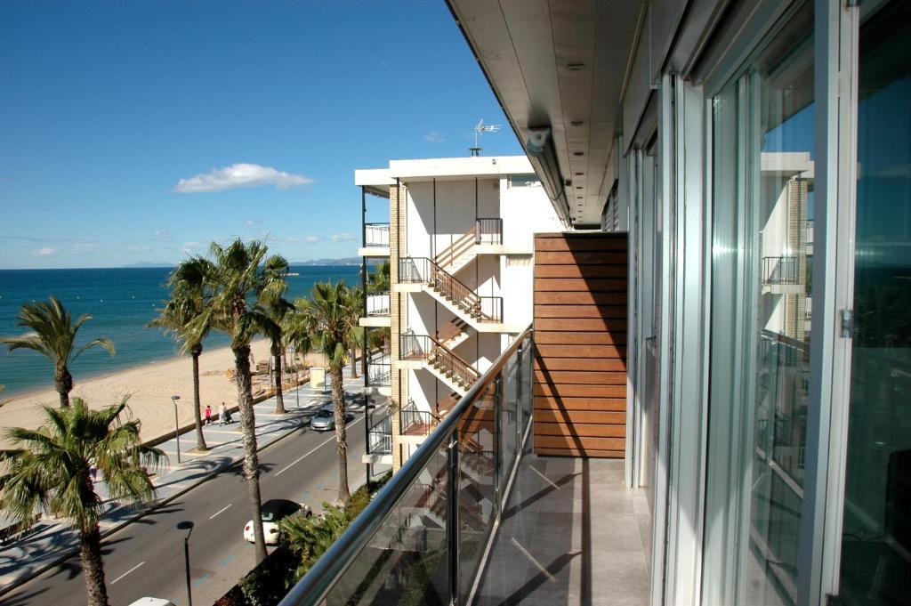 Apartamentos Las Palmas VII Family Only Salou Ruang foto