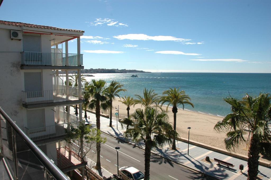 Apartamentos Las Palmas VII Family Only Salou Ruang foto