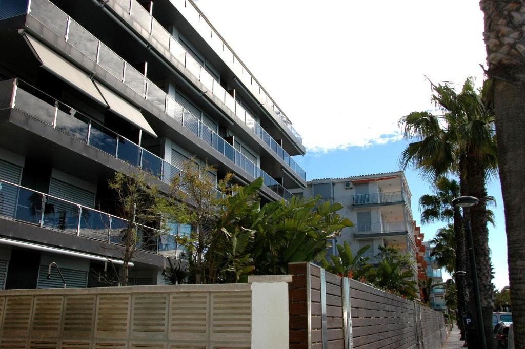 Apartamentos Las Palmas VII Family Only Salou Bagian luar foto