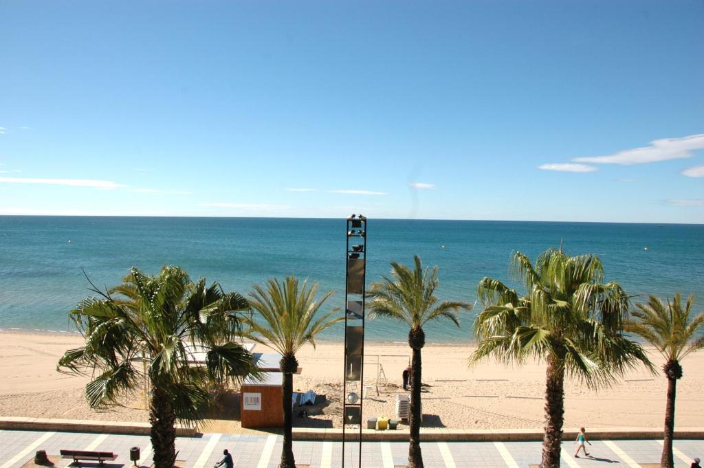 Apartamentos Las Palmas VII Family Only Salou Bagian luar foto
